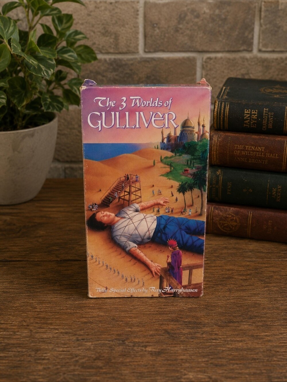 HOST PICK The 3 Worlds of Gulliver 1960 ‧ Fantasy/Family vintage VHS tape